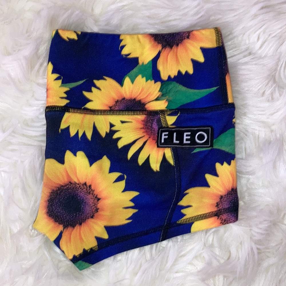 🌻FLEO Sunflower SL LRC Shorts M